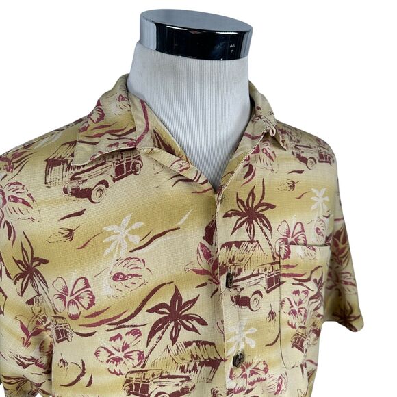 Tommy Bahama Hawaiian Silk Shirt Mens Medium Beige Woody Car Print Short Sleeve - Picture 2 of 10